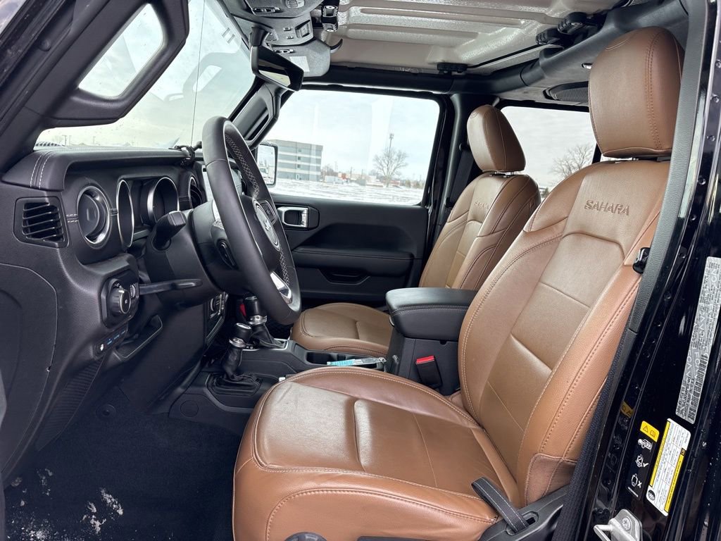Used 2023 Jeep Wrangler Unlimited Sahara w/ Safety Group image 15