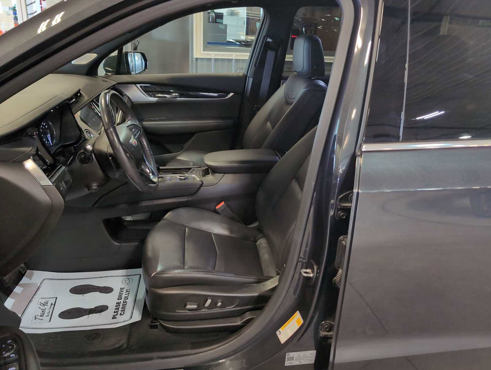 Used 2022 Cadillac XT6 Premium Luxury image 19