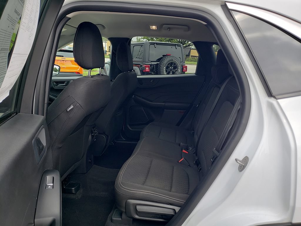 Certified 2023 Ford Escape Active AWD/4WD image 11