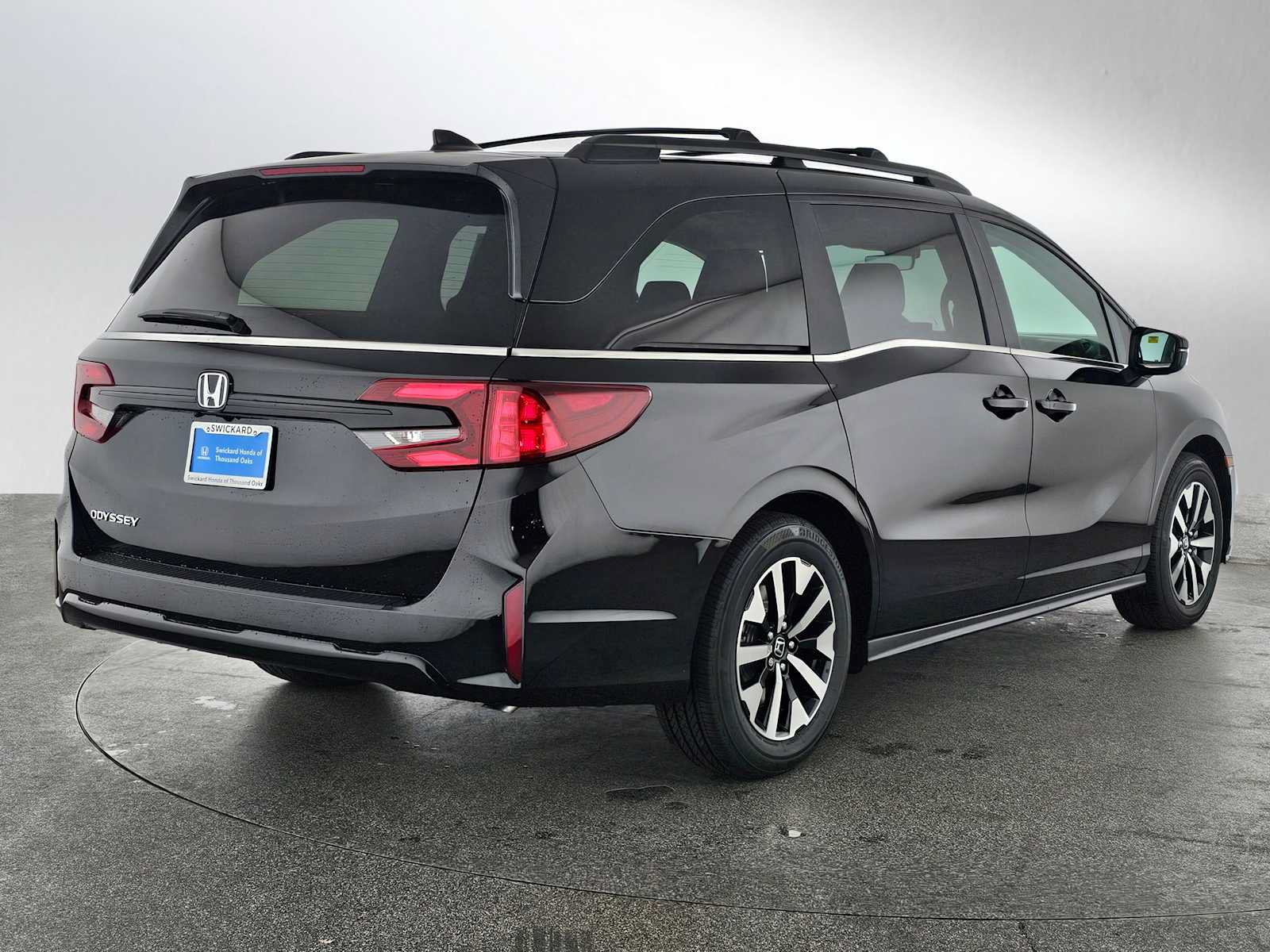 New 2026 Honda Odyssey EX-L image 3