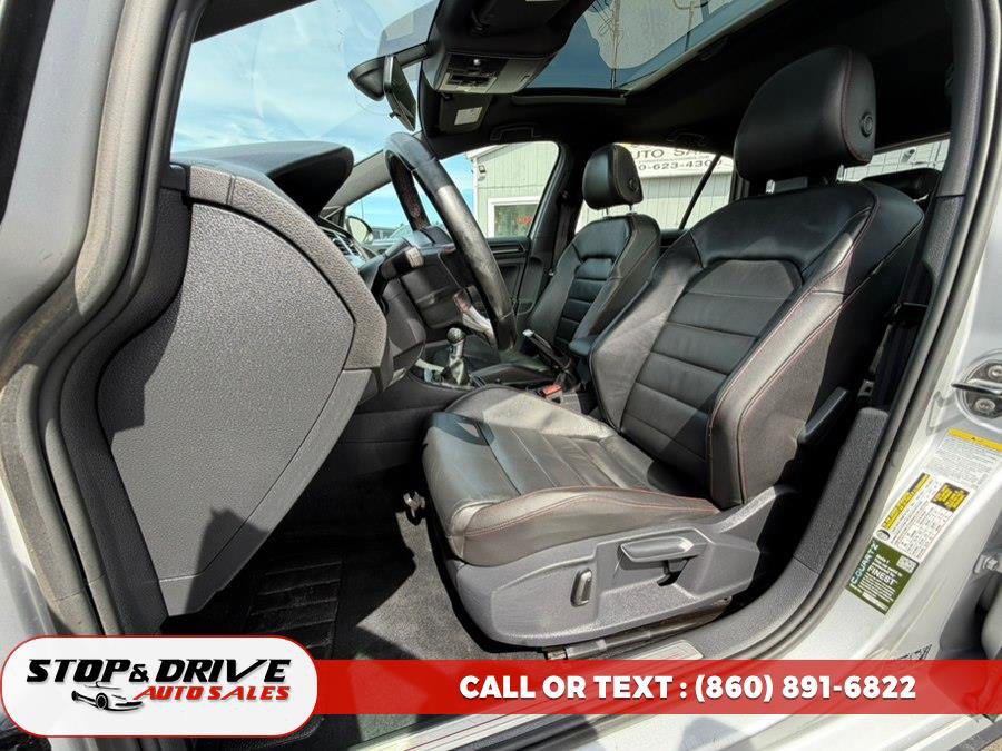 Used 2015 Volkswagen GTI SE w/ Lighting Package (SEL) FWD image 14