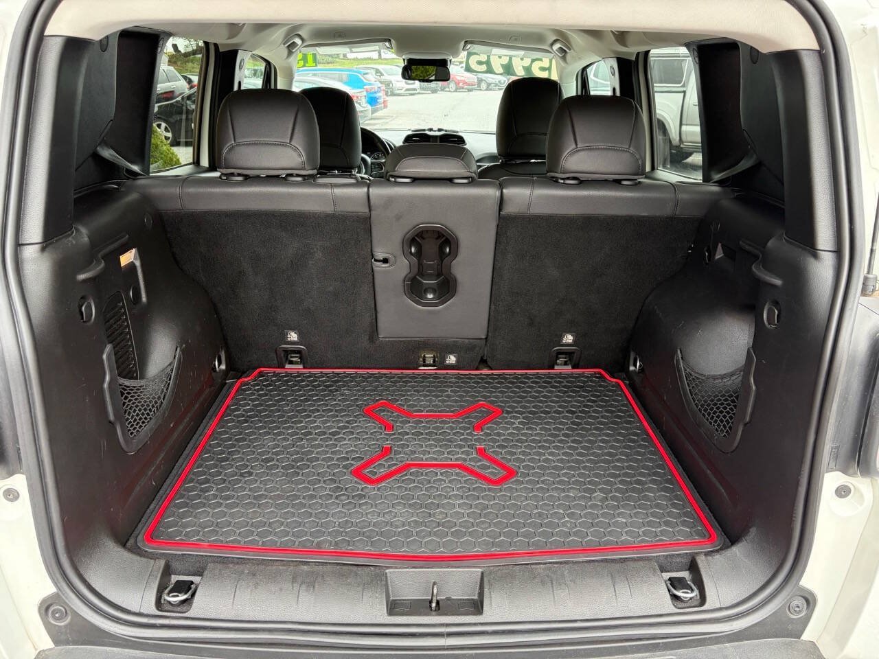 Used 2019 Jeep Renegade Limited AWD/4WD image 13