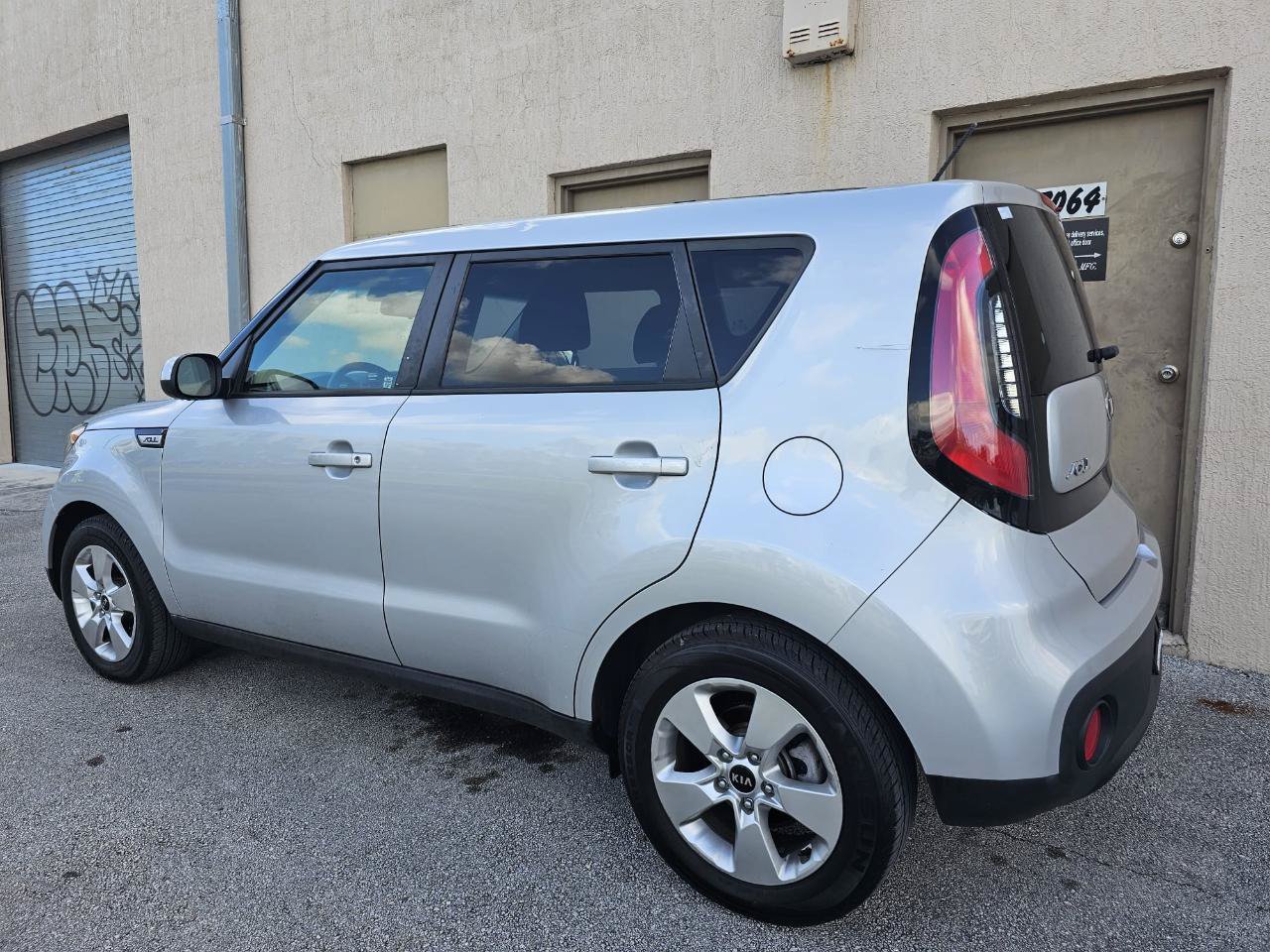 Used 2018 Kia Soul FWD image 4