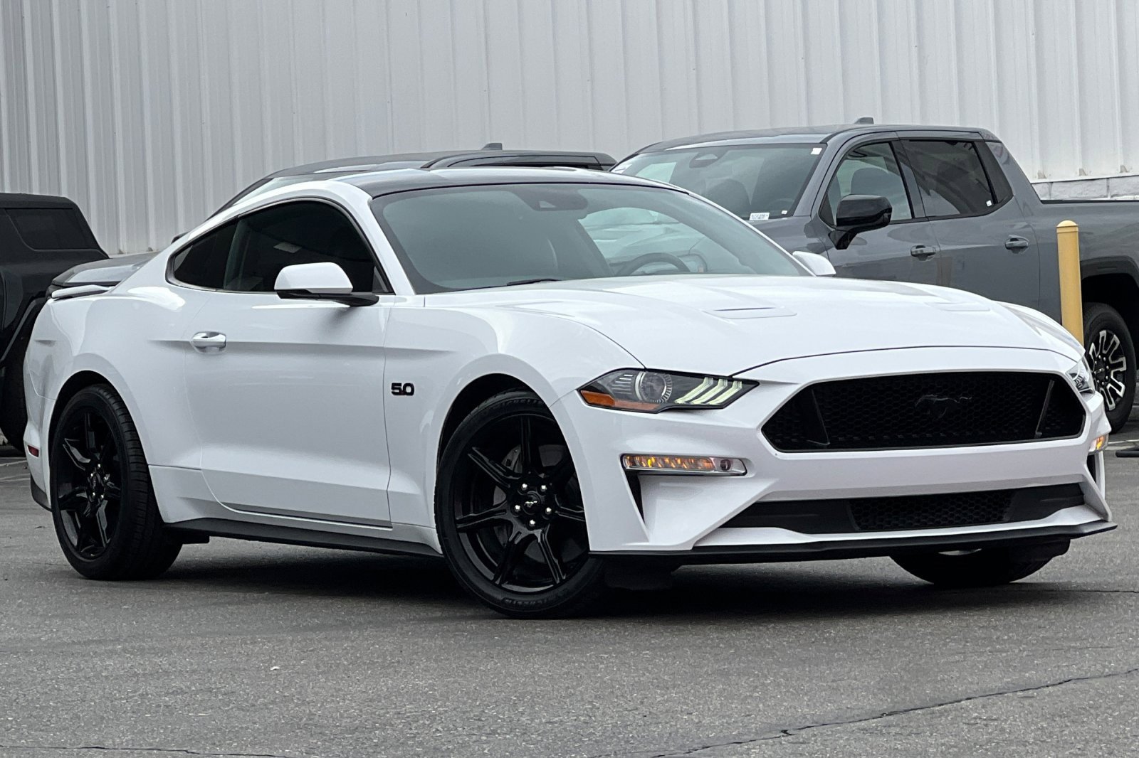 Used 2018 Ford Mustang GT Premium w/ Safe & Smart Package image 2