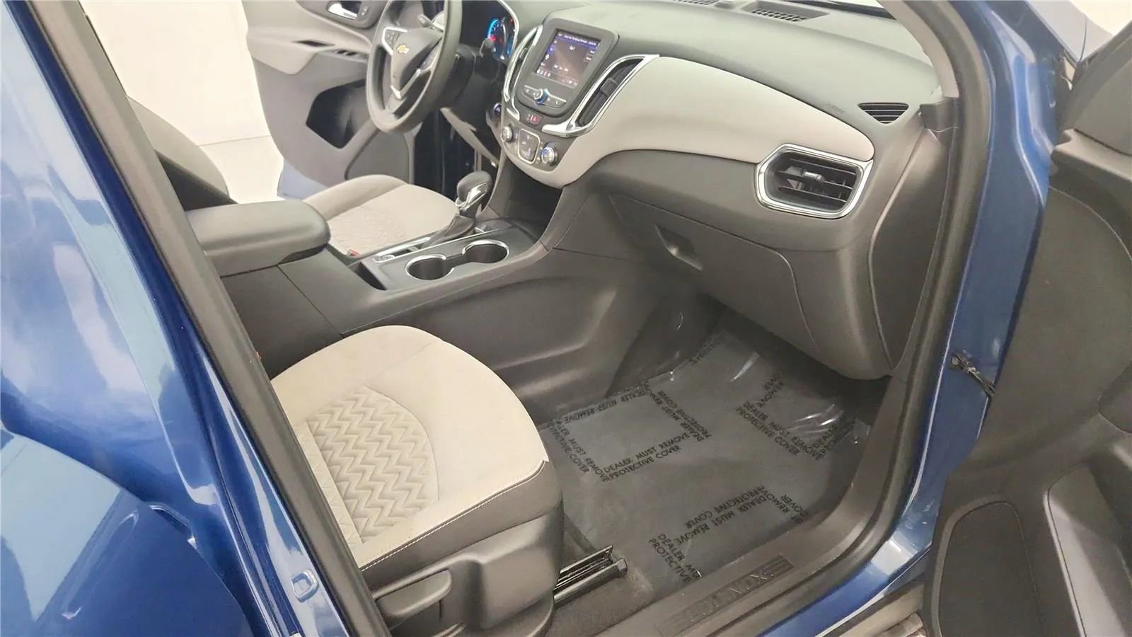 Used 2024 Chevrolet Equinox LS w/ LS Convenience Package image 35