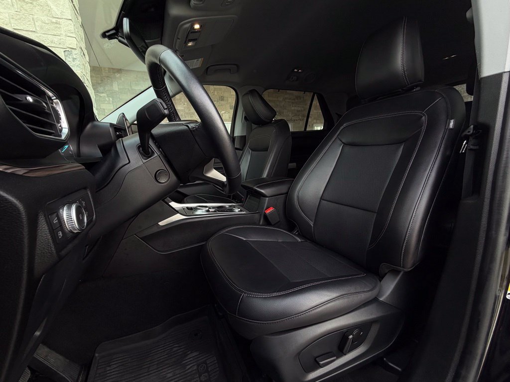 Used 2023 Ford Explorer Limited w/ Hybrid Equipment Group 310A AWD/4WD image 6