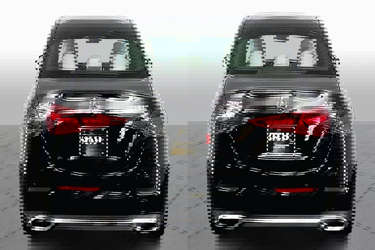 Used 2025 Mercedes-Benz C 300 4MATIC Sedan image 5