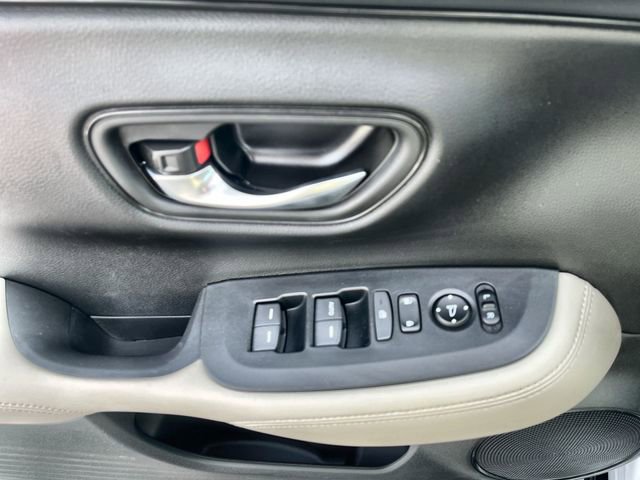 Used 2023 Honda HR-V LX image 17