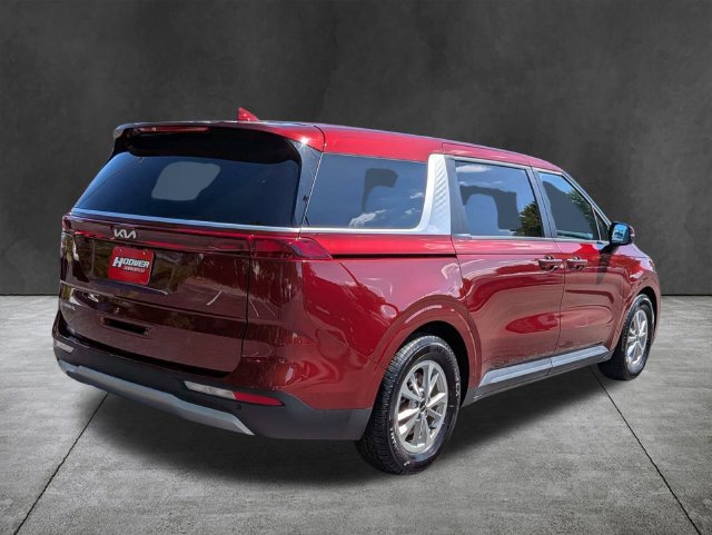 Used 2024 Kia Carnival LX FWD image 5