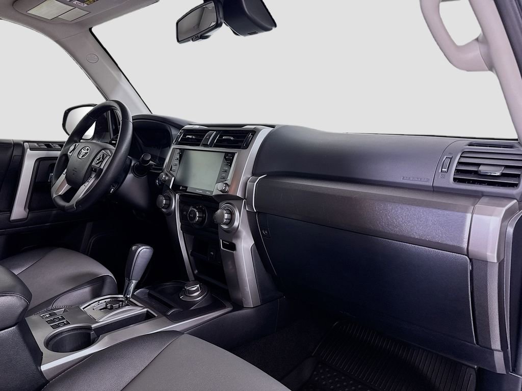 Used 2021 Toyota 4Runner SR5 Premium image 28
