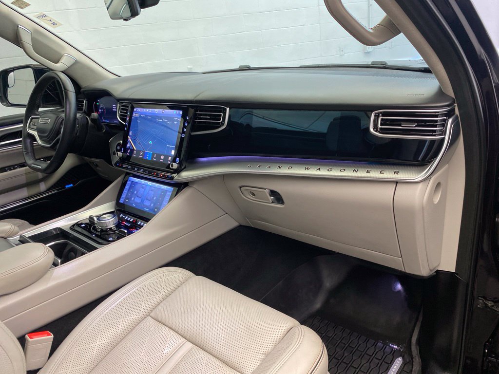 Used 2023 Jeep Grand Wagoneer Series II w/ Flexible Seating Group AWD/4WD image 25