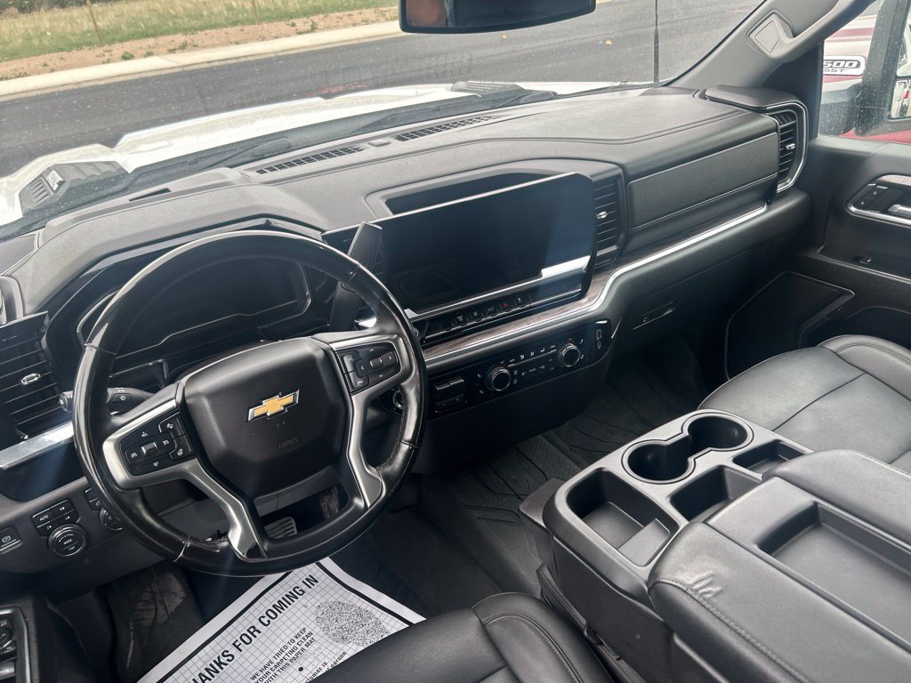 Used 2024 Chevrolet Silverado 2500 LTZ AWD/4WD image 13