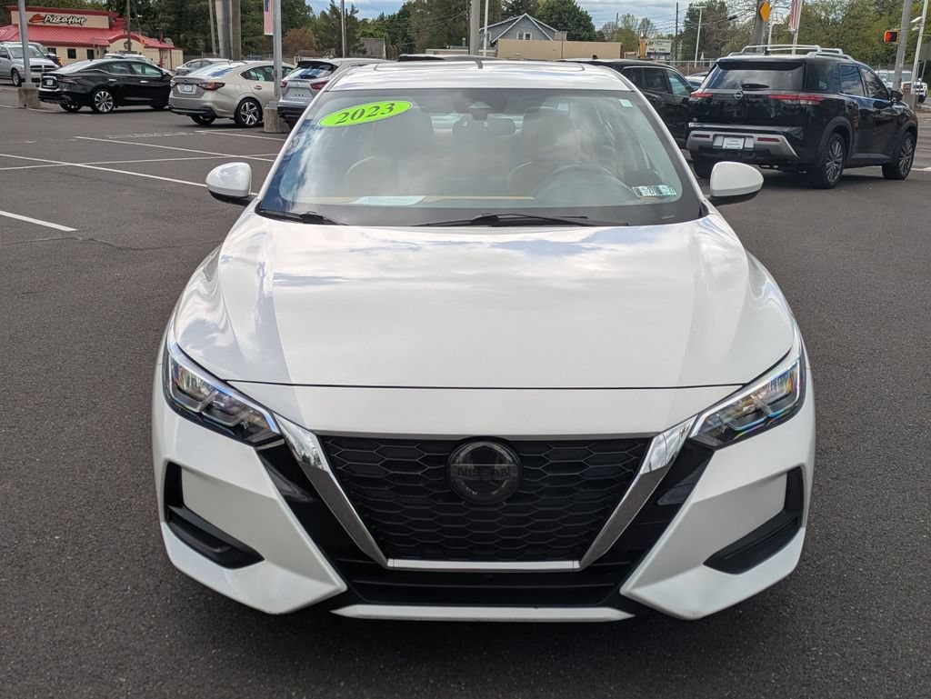 Used 2023 Nissan Sentra SV w/ SV Premium Package FWD image 2