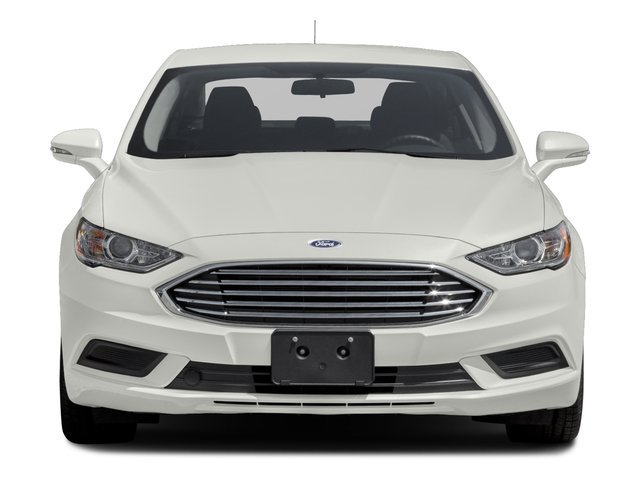 Used 2017 Ford Fusion SE w/ Fusion SE Technology Package FWD image 4