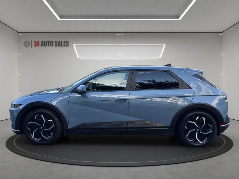 Used 2022 Hyundai Ioniq 5 SE image 2