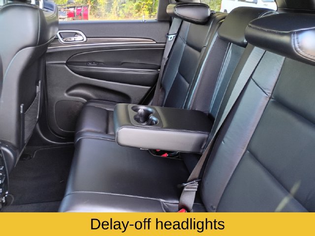 Used 2020 Jeep Grand Cherokee Limited AWD/4WD image 20