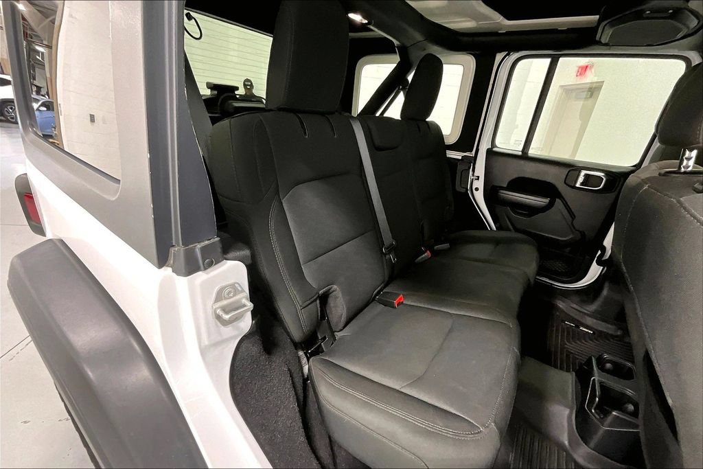 Used 2021 Jeep Wrangler Unlimited Sport AWD/4WD image 32