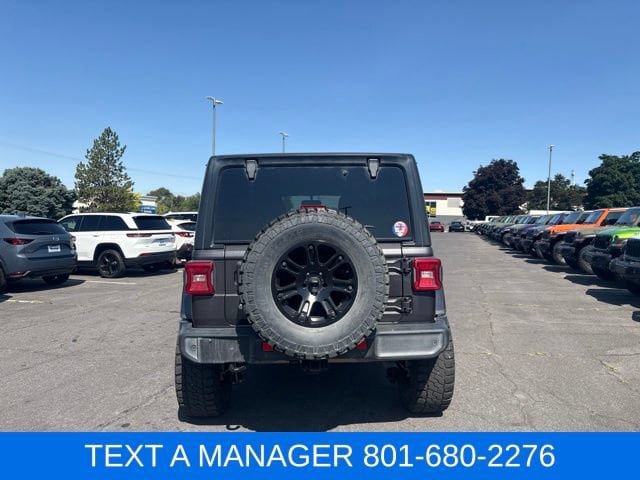 Used 2018 Jeep Wrangler Unlimited Sahara w/ Cold Weather Group AWD/4WD image 8