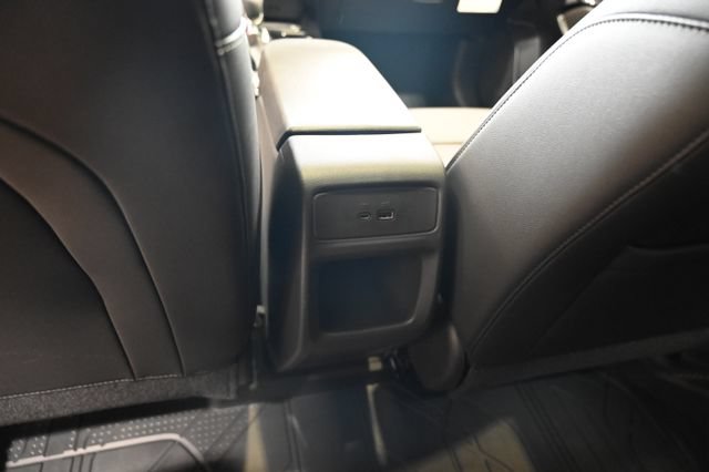 New 2026 Chevrolet Trax ACTIV w/ Sunroof Package FWD image 26
