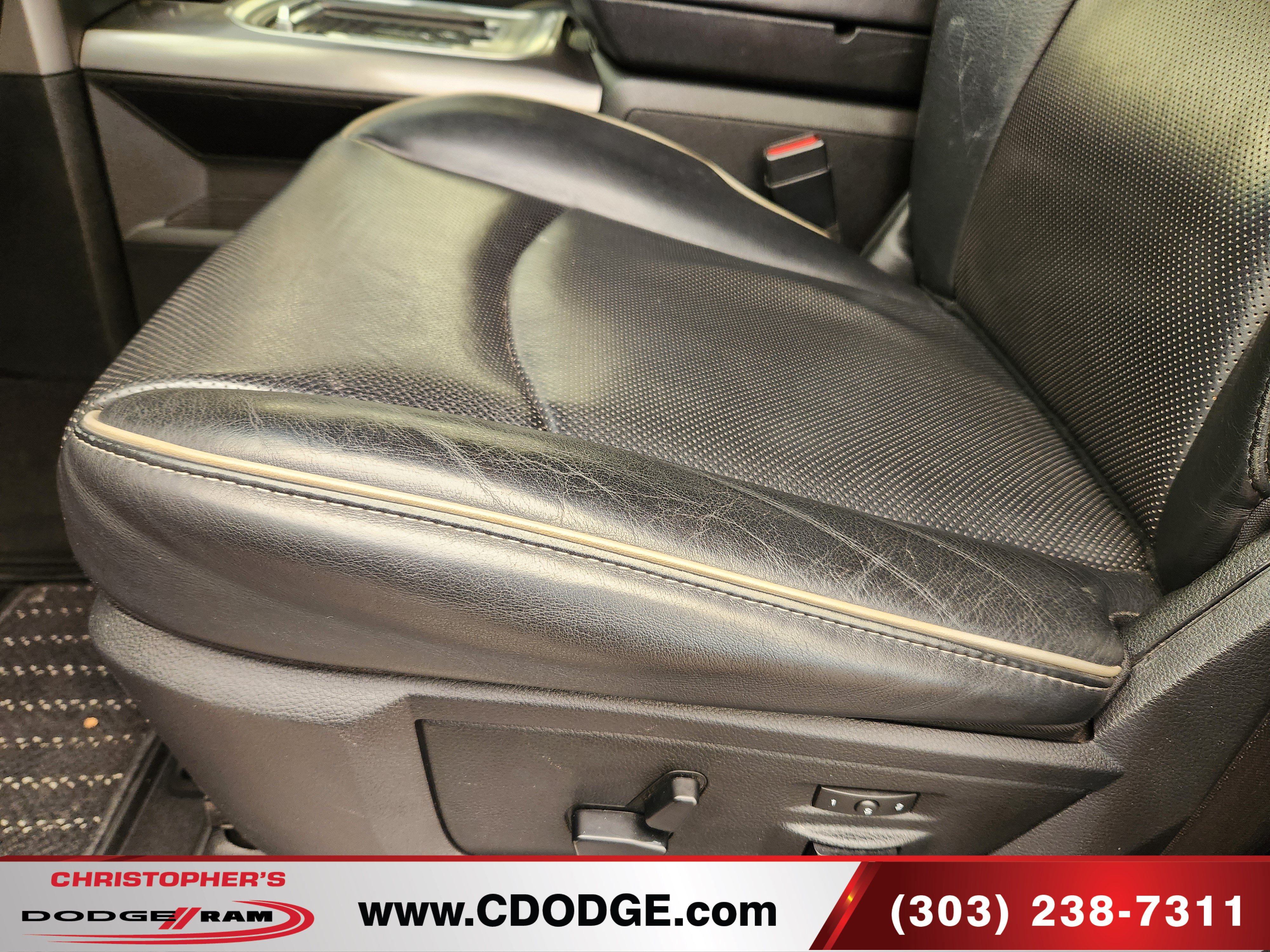 Used 2017 RAM 2500 Limited AWD/4WD image 17
