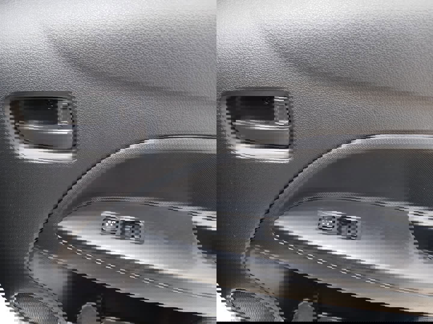 Used 2024 Mitsubishi Mirage ES image 45