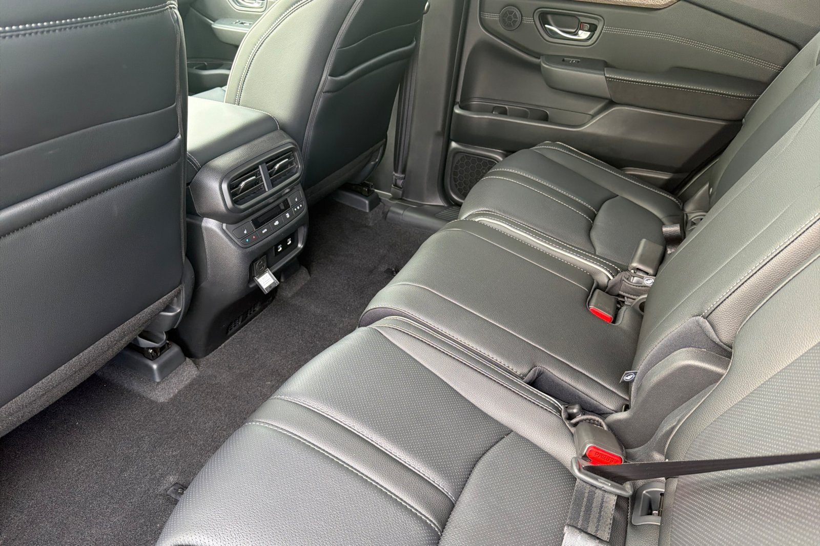 New 2026 Honda Pilot Elite image 13