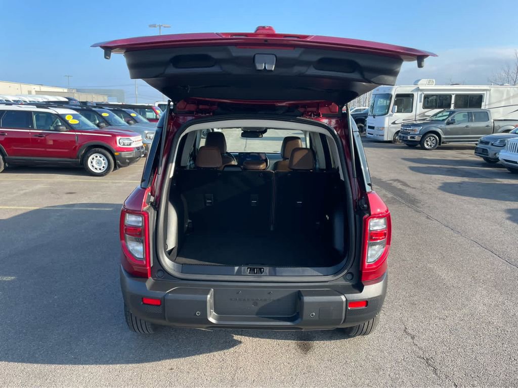 Used 2025 Ford Bronco Sport Outer Banks w/ Outer Banks Tech Package+ image 11