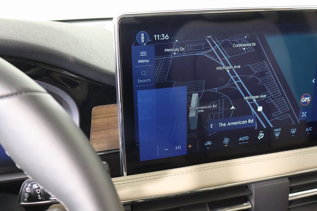 New 2026 Lincoln Corsair Grand Touring w/ Jet Appearance Package AWD/4WD image 8