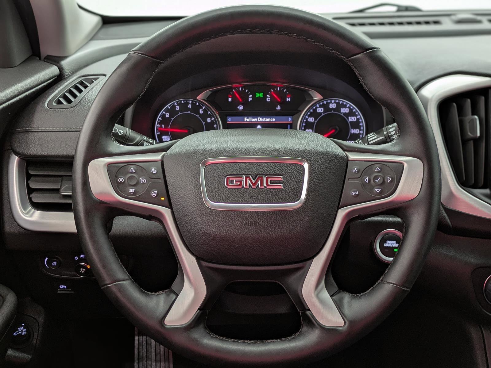 Used 2024 GMC Terrain SLT image 29