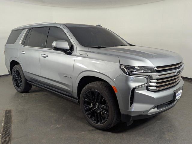 Used 2024 Chevrolet Tahoe High Country image 2