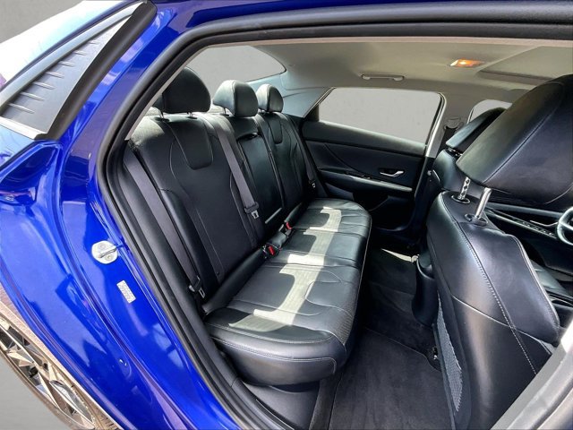 Used 2023 Hyundai Elantra Limited FWD image 25