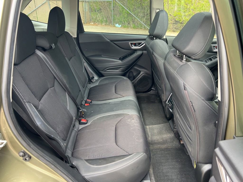 Used 2023 Subaru Forester Premium AWD/4WD image 39