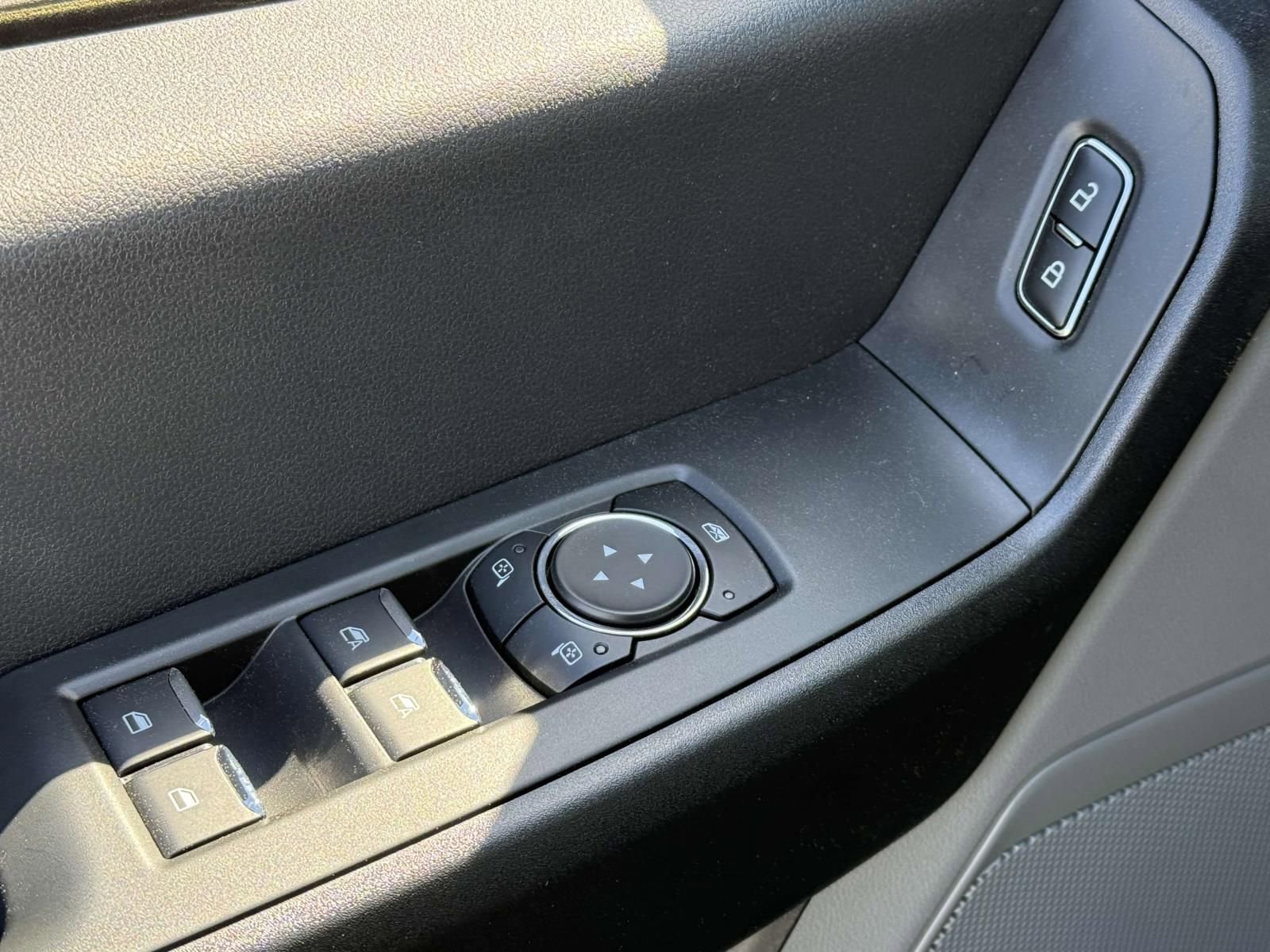 New 2025 Ford F550 4x4 Crew Cab Super Duty image 18