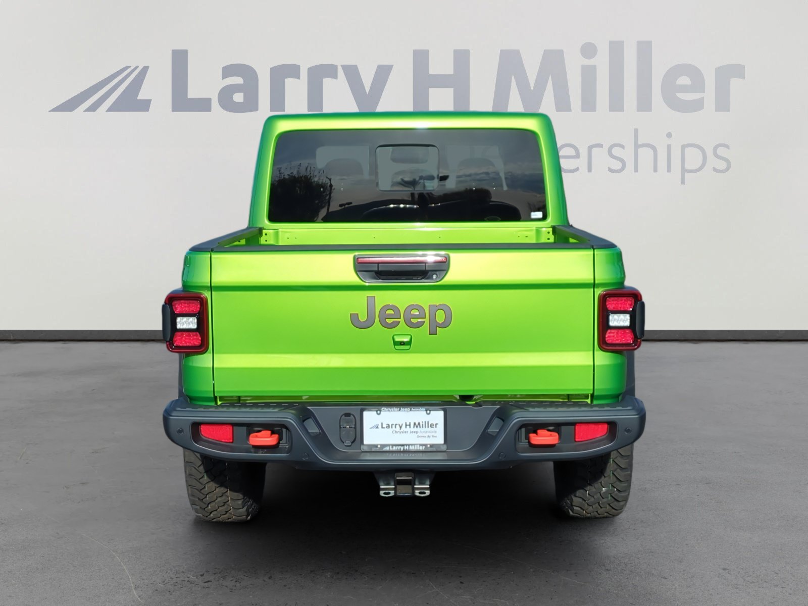 New 2026 Jeep Gladiator Mojave w/ Safety Group AWD/4WD image 4