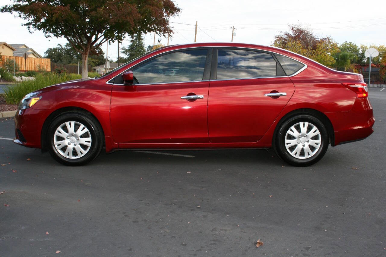 Used 2019 Nissan Sentra SV image 8