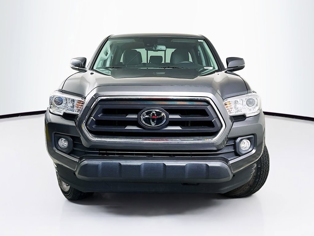 Used 2023 Toyota Tacoma SR5 w/ Technology Package image 5