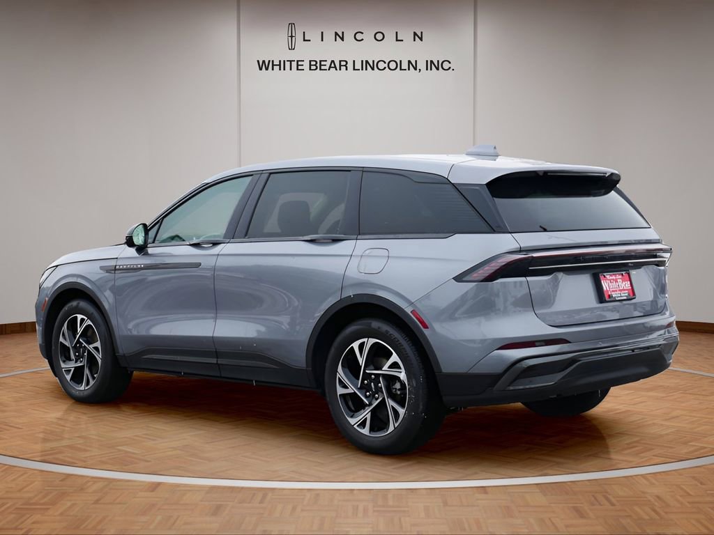 Used 2025 Lincoln Nautilus Premier w/ Equipment Group 102A AWD/4WD image 7