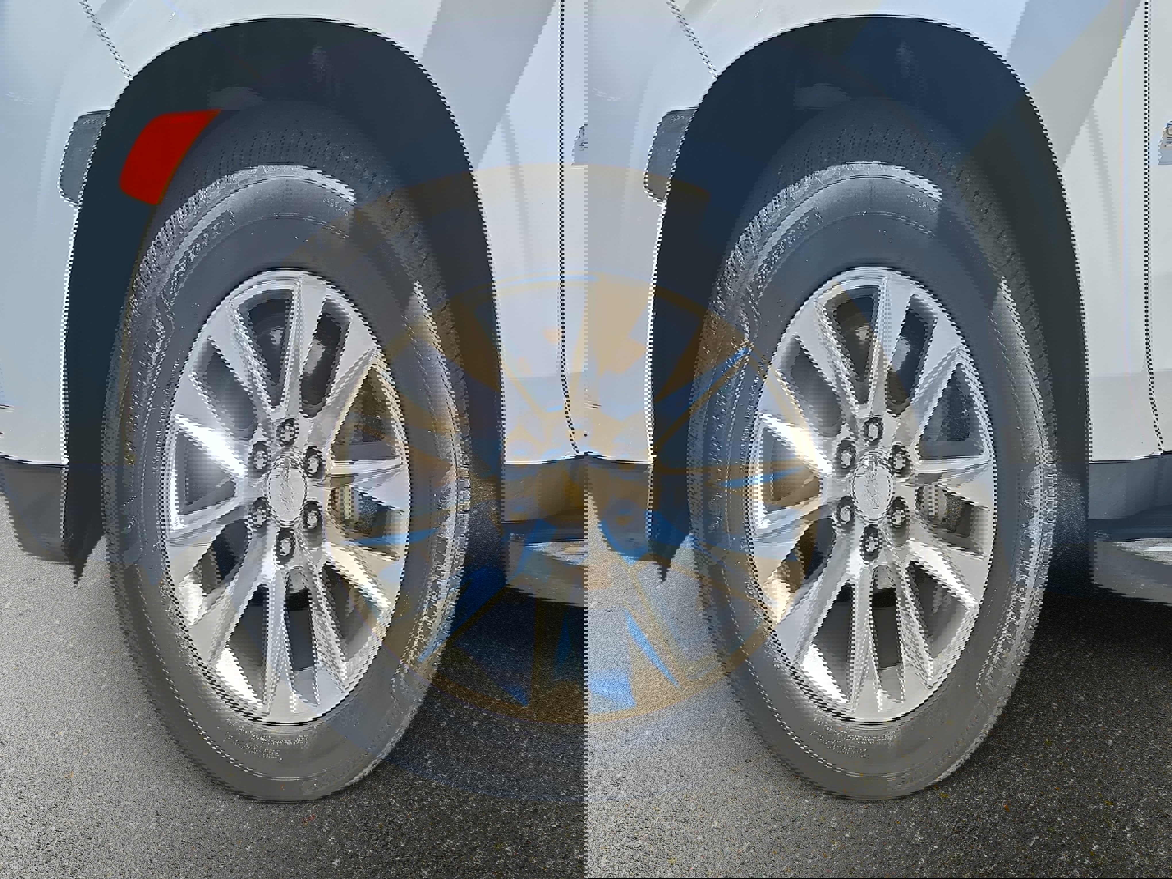 Used 2022 Chevrolet Suburban Premier image 28