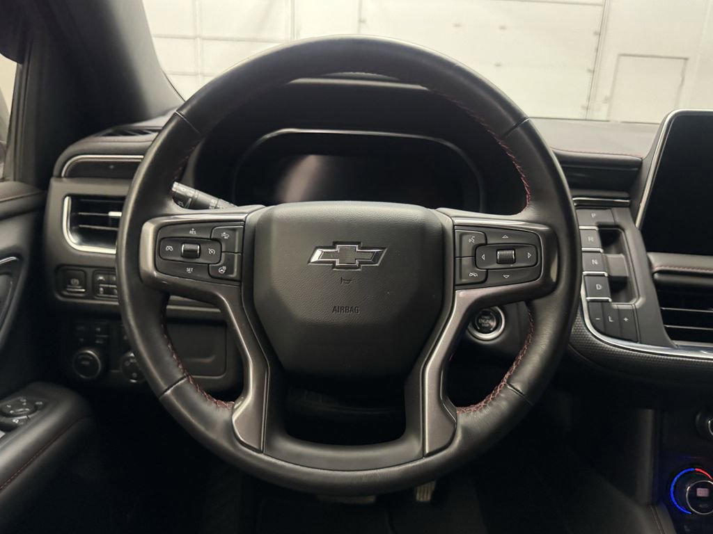 Used 2022 Chevrolet Suburban RST w/ Sport Performance Package image 20