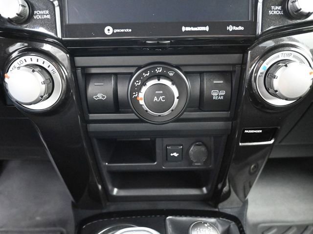 Used 2022 Toyota 4Runner TRD Off-Road AWD/4WD image 17