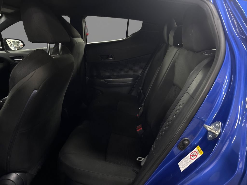 Used 2019 Toyota C-HR LE image 10
