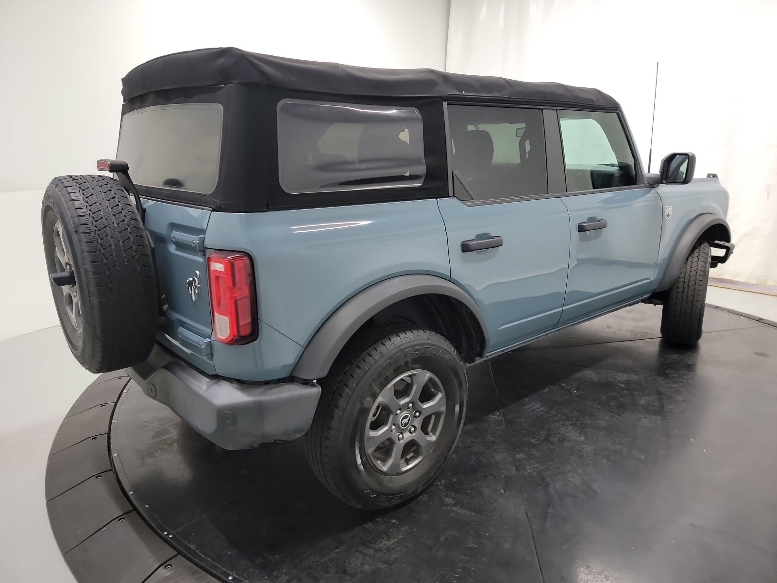 Used 2022 Ford Bronco Big Bend image 9