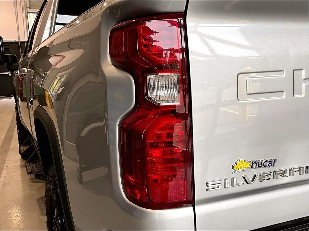 Used 2021 Chevrolet Silverado 3500 LT w/ All Star Edition AWD/4WD image 25