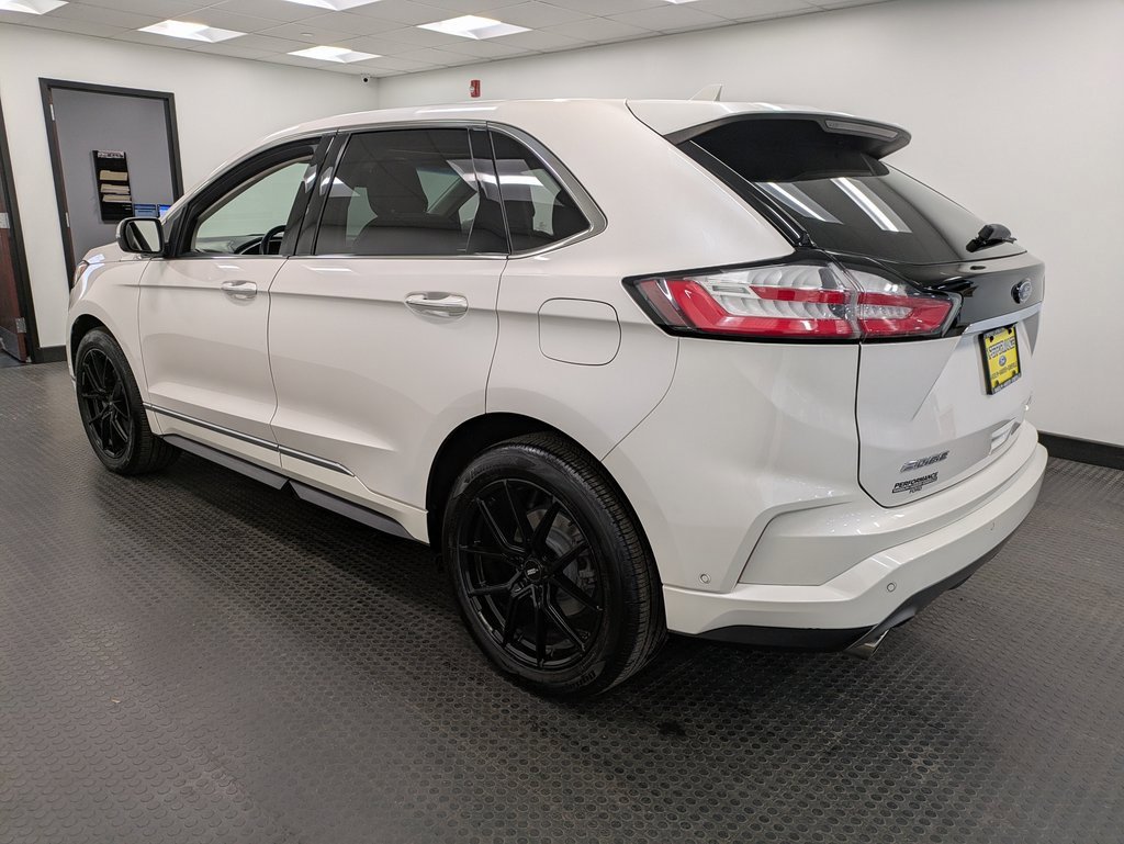 Used 2019 Ford Edge Titanium w/ Equipment Group 301A image 6