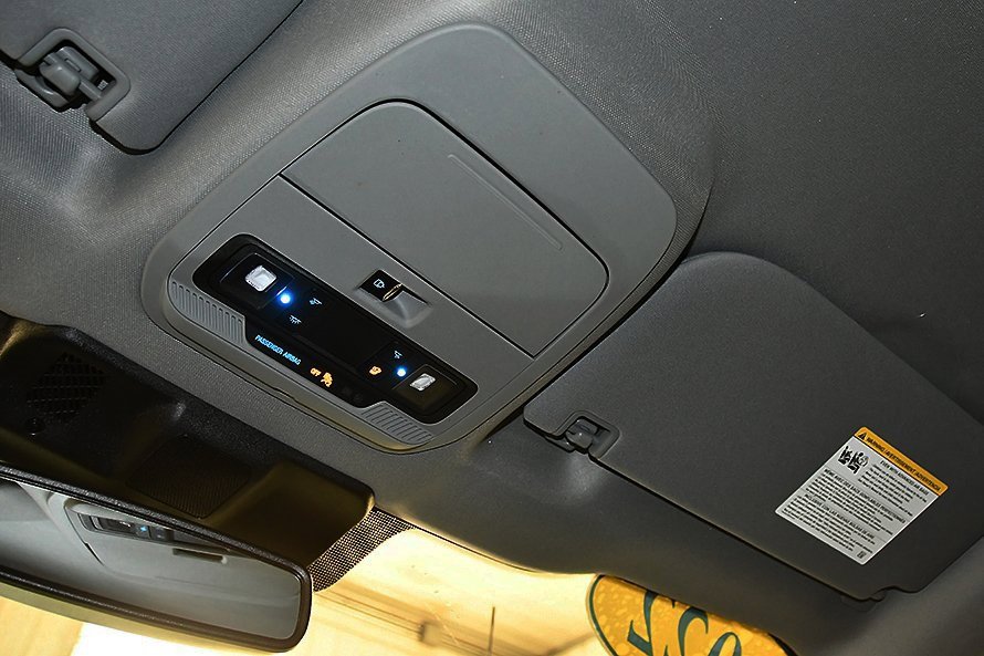 Used 2022 Ford F150 XLT w/ Equipment Group 302A High image 29