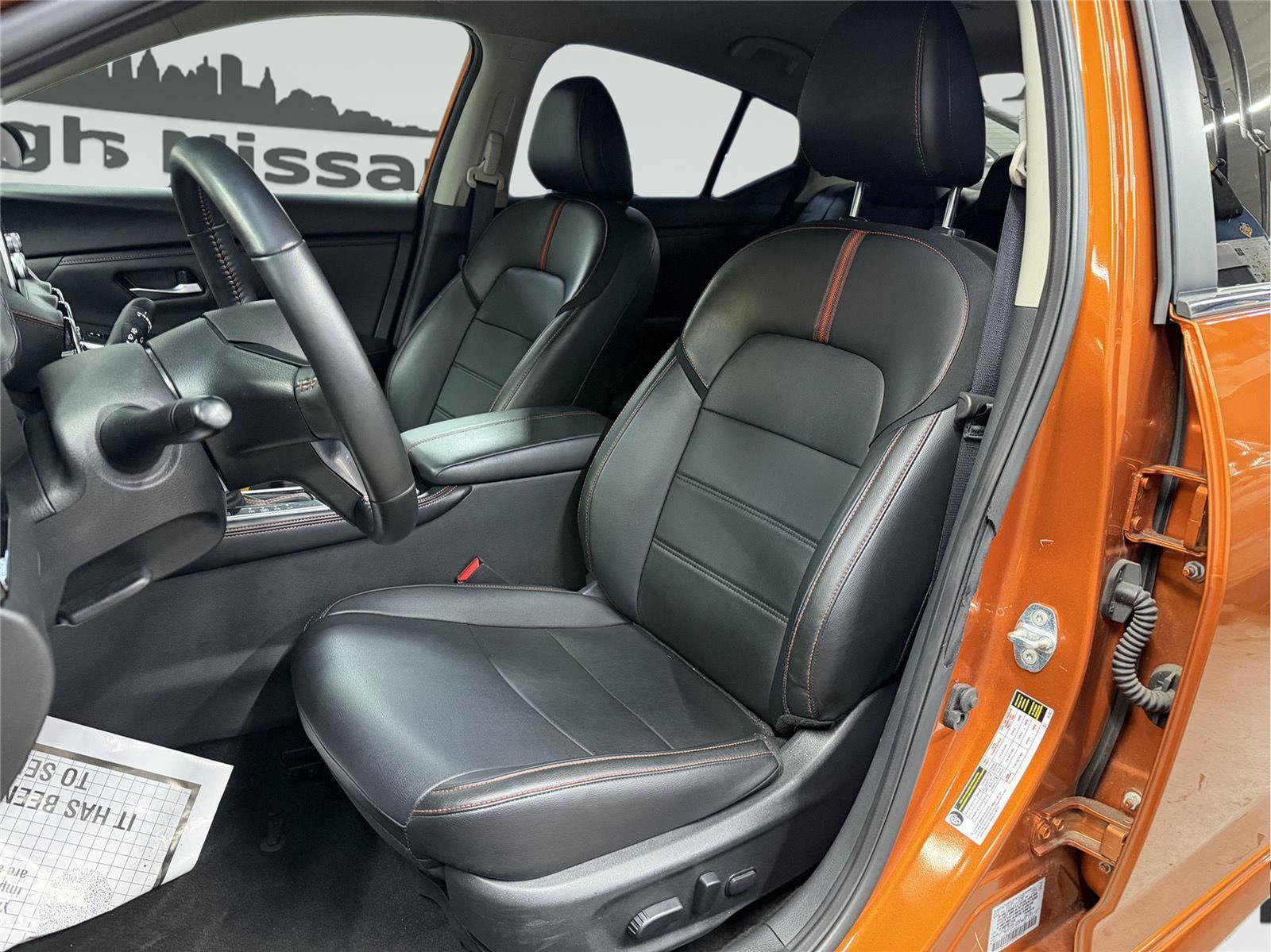 Used 2024 Nissan Sentra SR w/ SR Premium Package image 13