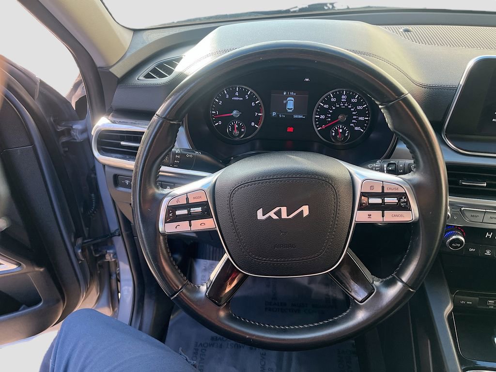 Used 2022 Kia Telluride LX image 11