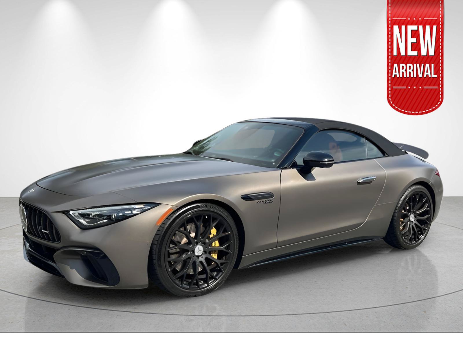Used 2022 Mercedes-Benz SL 55 AMG 4MATIC image 1