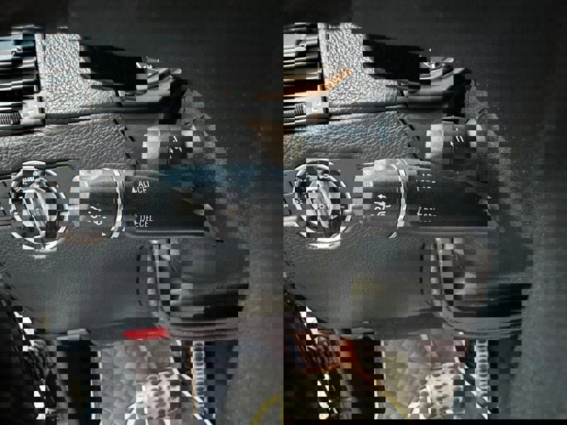 Used 2015 Mercedes-Benz G 550 image 32