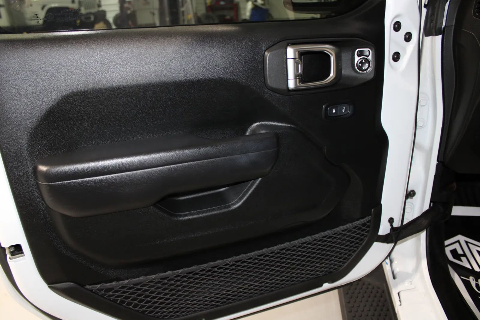 Used 2020 Jeep Wrangler Unlimited Sport S image 14